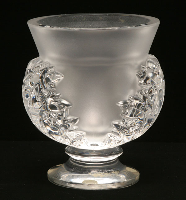 Lalique frosted glass vase with 50379