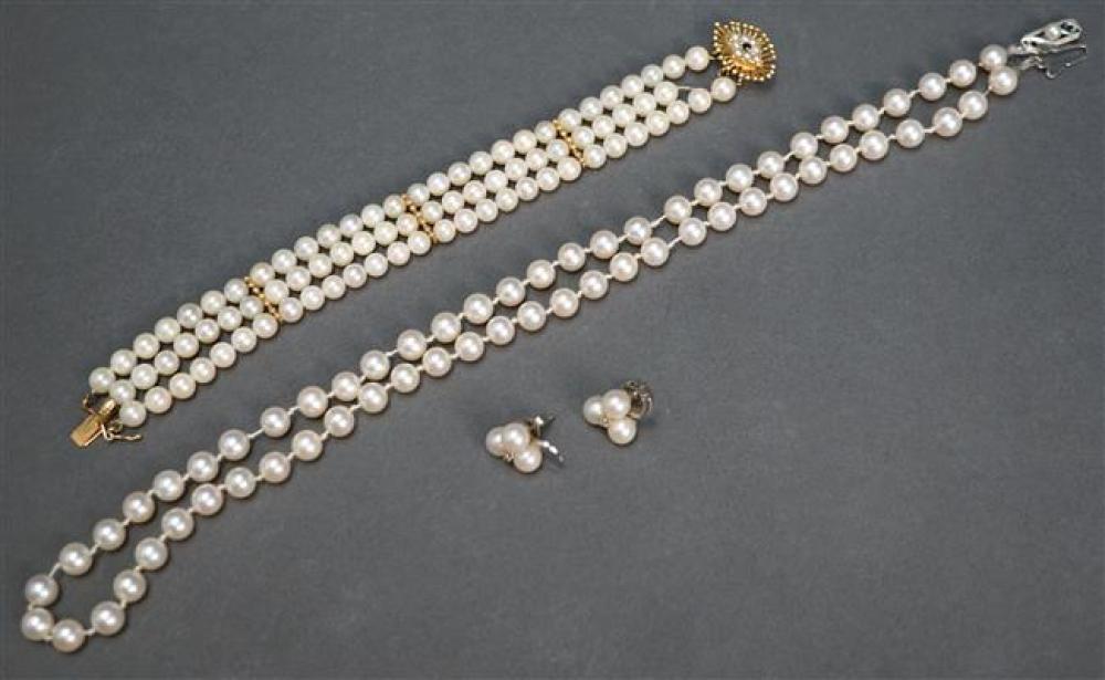 COLLECTION OF PEARL JEWELRY INCLUDING 322306
