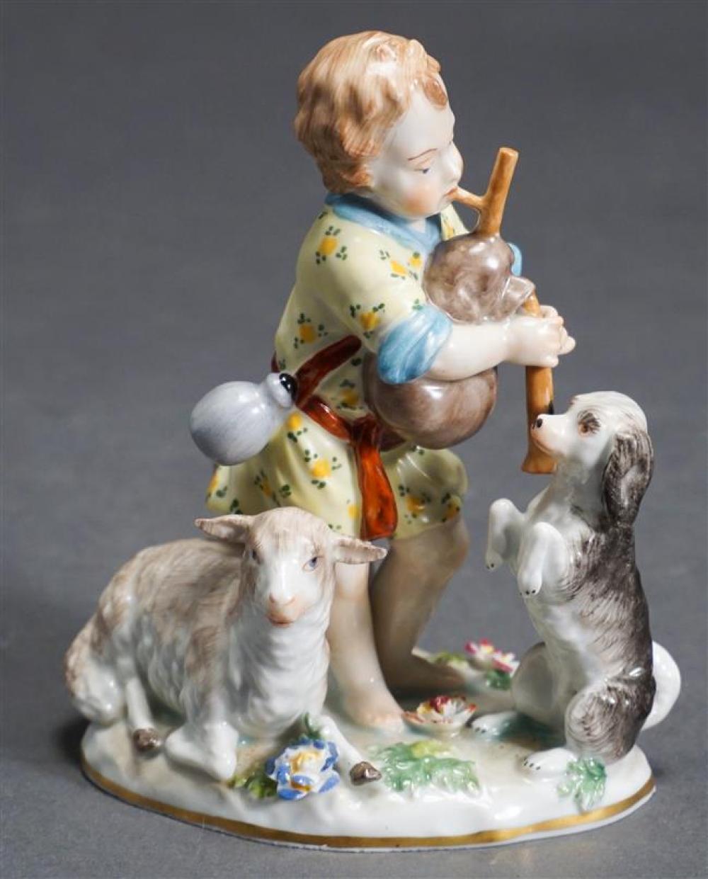 DRESDEN PORCELAIN FIGURAL GROUP OF A