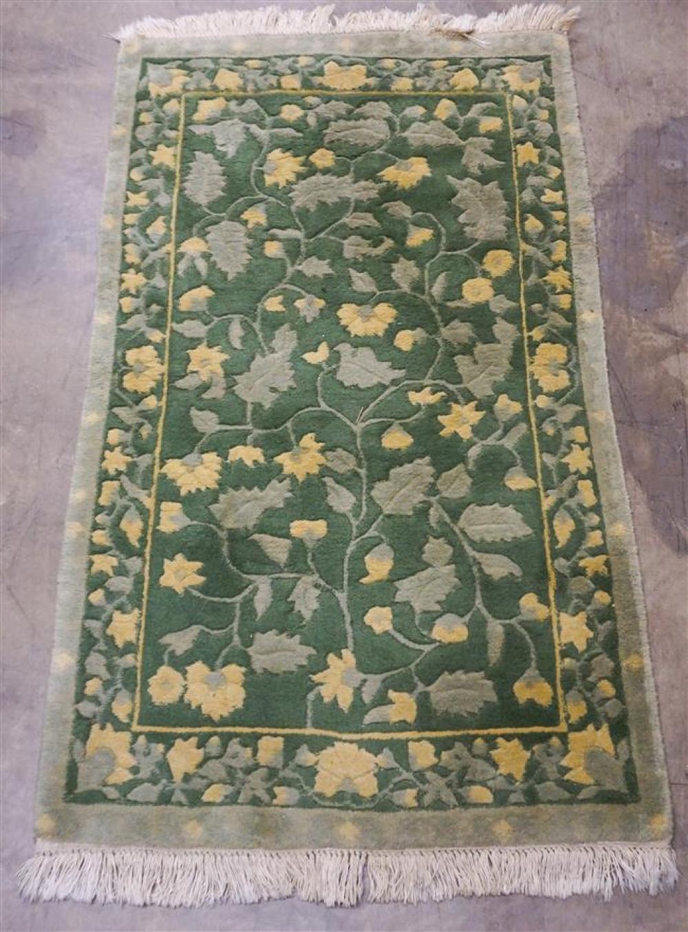 INDO CHINESE GREEN GROUND RUG  322408