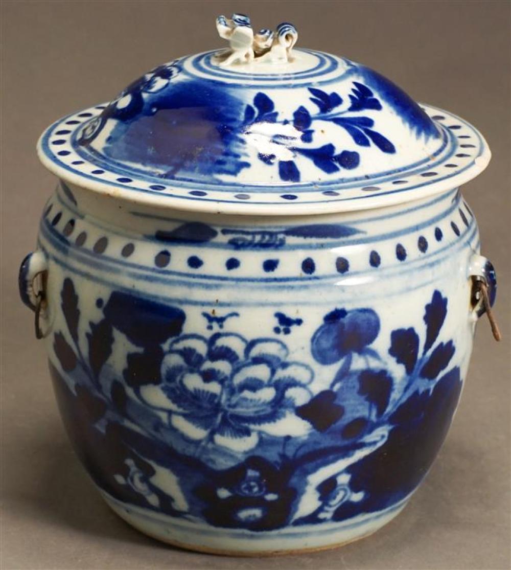 CHINESE BLUE AND WHITE PORCELAIN 322419