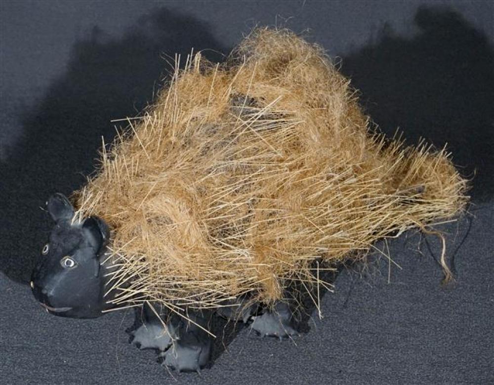 BLACK PAINTED WOOD AND RAFFIA HEDGEHOG  322426