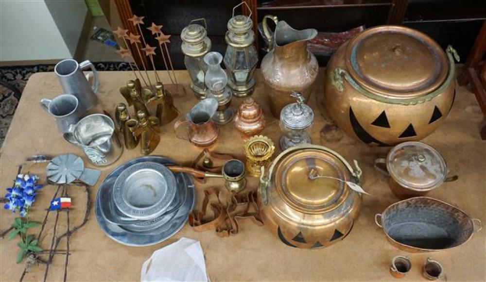 GROUP WITH ASSORTED COPPER, PEWTER