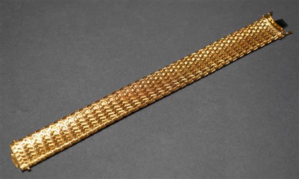 ITALIAN 18 KARAT YELLOW GOLD BASKET 3224ce