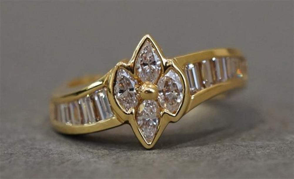 18 KARAT YELLOW GOLD AND DIAMOND 3224e9