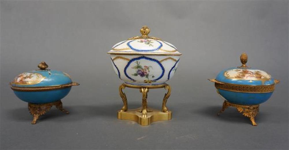 THREE SEVRES TYPE PORCELAIN AND 32262e