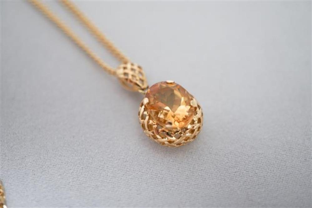 14 KARAT YELLOW GOLD CITRINE PENDANT