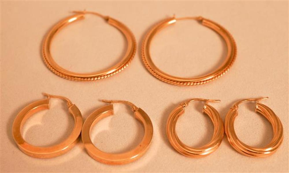 THREE PAIRS 18 KARAT YELLOW GOLD