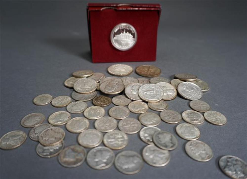 GROUP WITH AMERICAN SILVER COINS