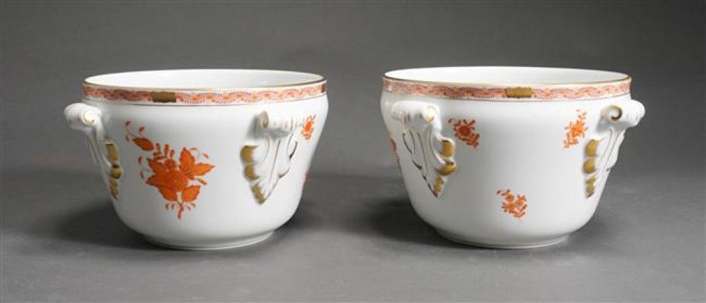 PAIR OF HEREND CHINESE RUST BOUQUET  3226f8