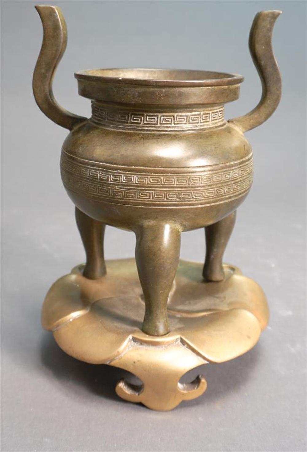 CHINESE BRONZE KORO ON STAND, OVERALL