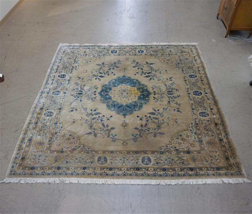 INDO-CHINESE RUG, 10 FT 4 IN X