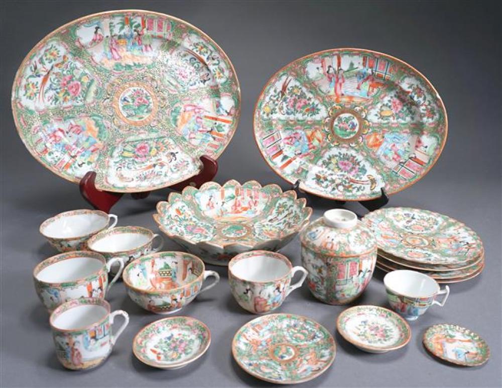 COLLECTION OF NINETEEN CHINESE