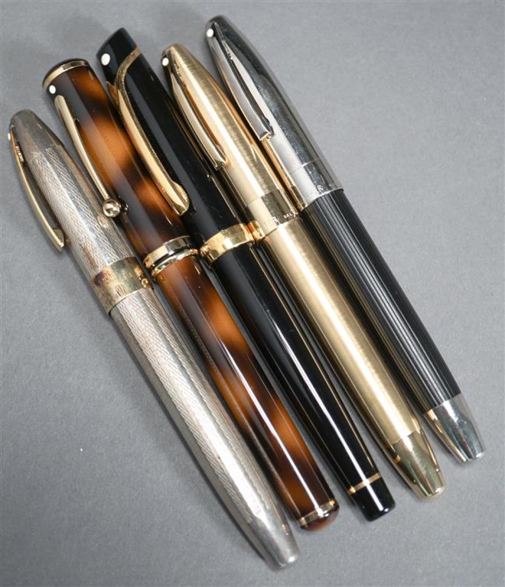 FIVE SHEAFFER FOUNTAIN PENS INCLUDING 322a79