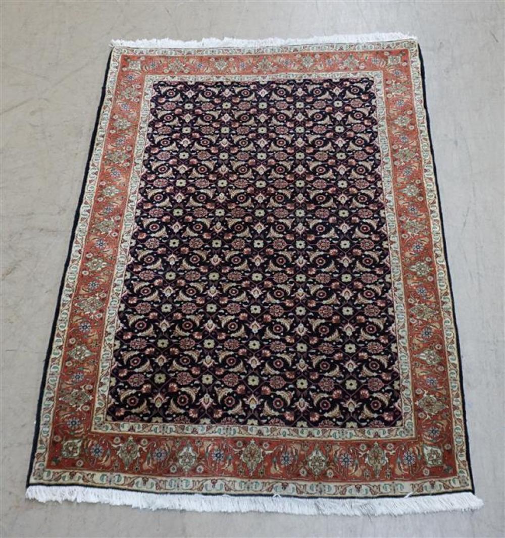 BIDJAR RUG, 5 FT 7 IN X 4 FT 1