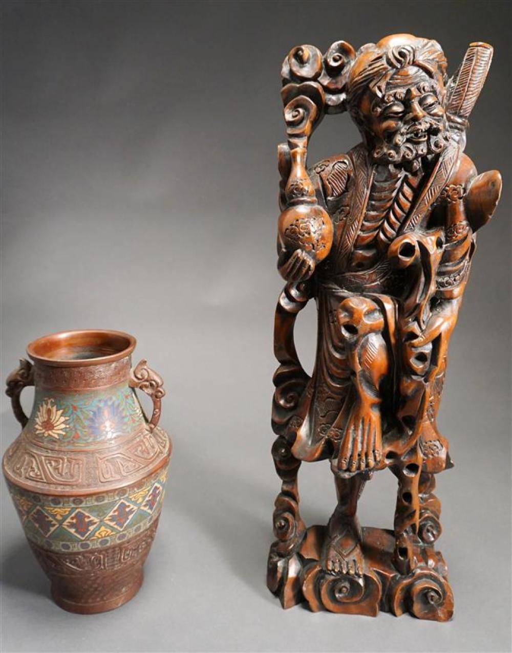 CHINESE CARVED WOOD FIGURE OF TRAVELER 322b89