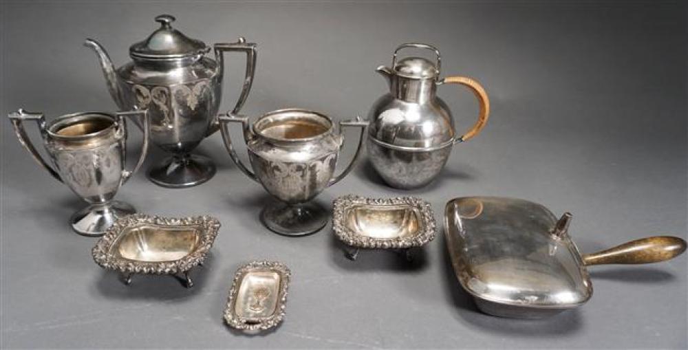 COLLECTION WITH SILVER PLATE SERVING 322c68