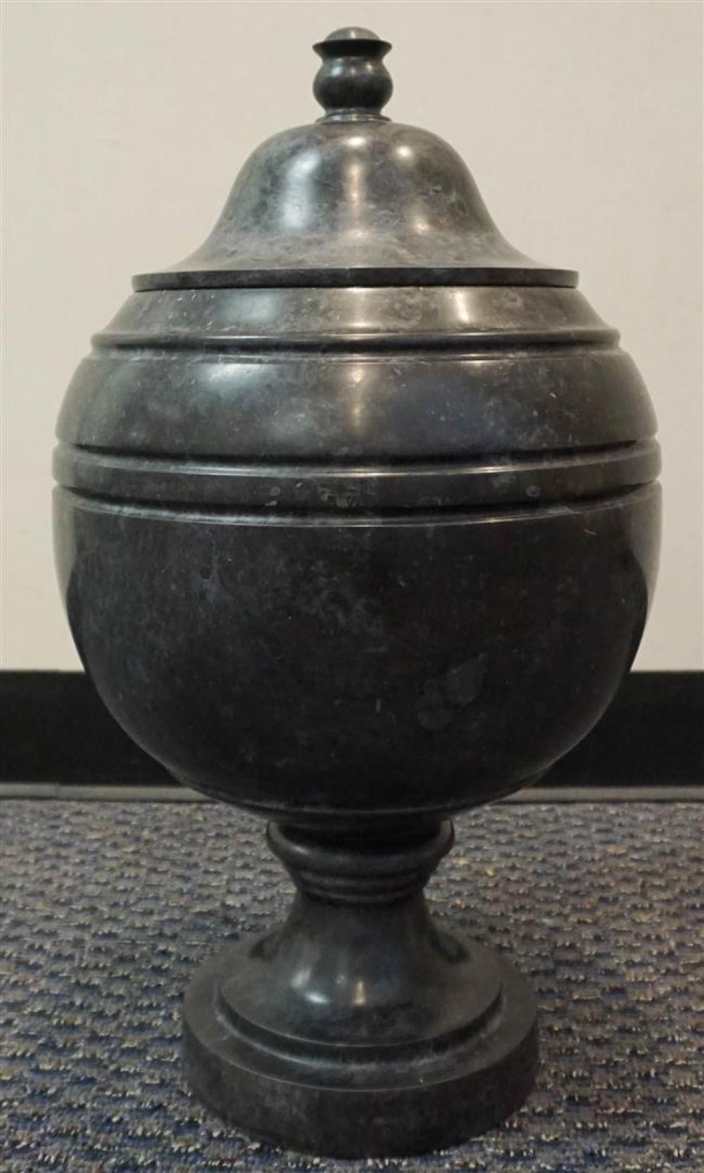 CARVED BLACK MARBLE URN, HEIGHT: