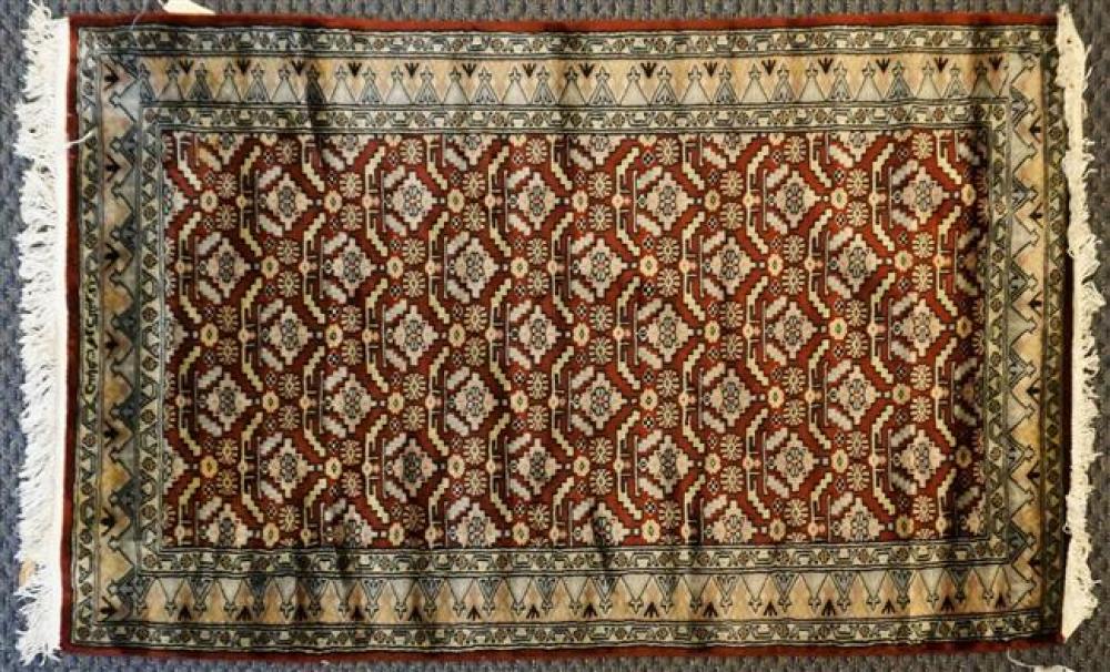 PAKISTAN BOKHARA RUG, 4 FT 9 IN