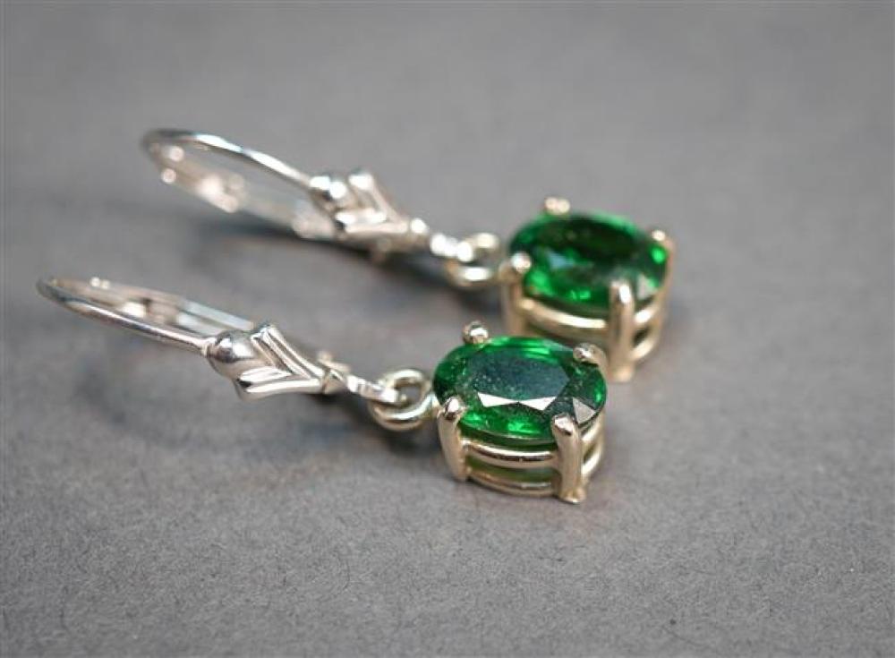 PAIR OF 14 KARAT WHITE GOLD AND 322d91