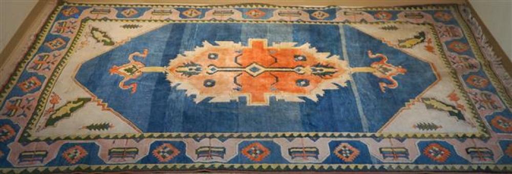 TURKISH ARDEBIL RUG, 9 FT 10 IN