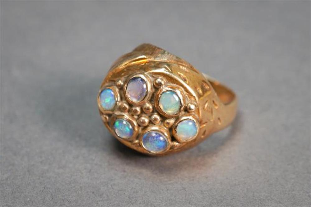 14-KARAT YELLOW-GOLD MOONSTONE