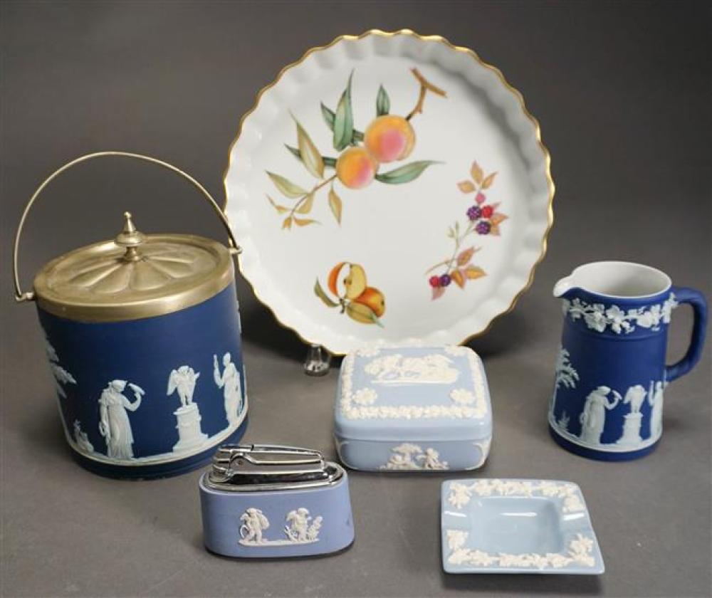 FIVE WEDGWOOD TABLE ARTICLES AND 323036