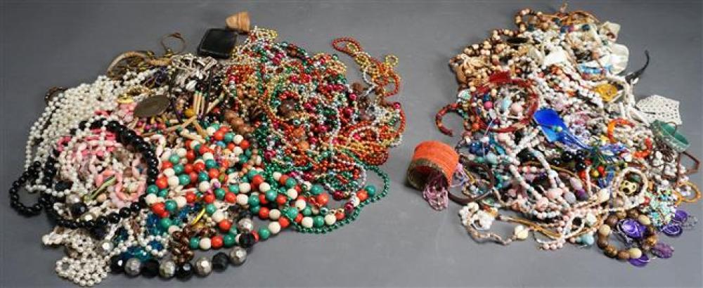 COLLECTION WITH TWO BOXES OF BEADED