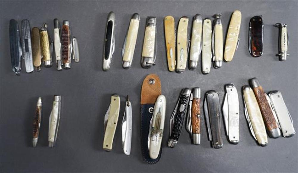 COLLECTION WITH POCKET KNIVESCollection 323117