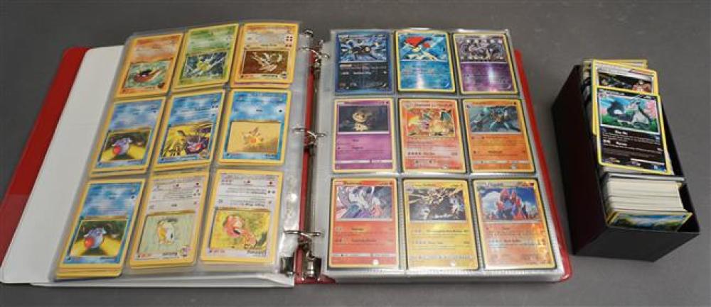 COLLECTION WITH POKEMON CARDSCollection 32311b