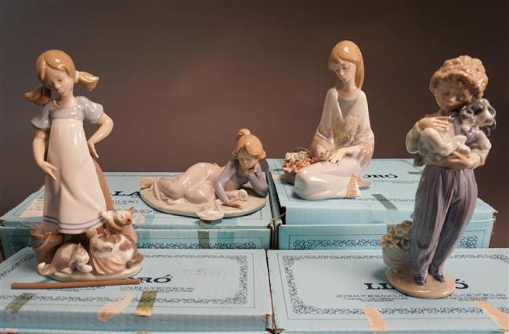 FOUR LLADRO FIGURINES (EACH IN