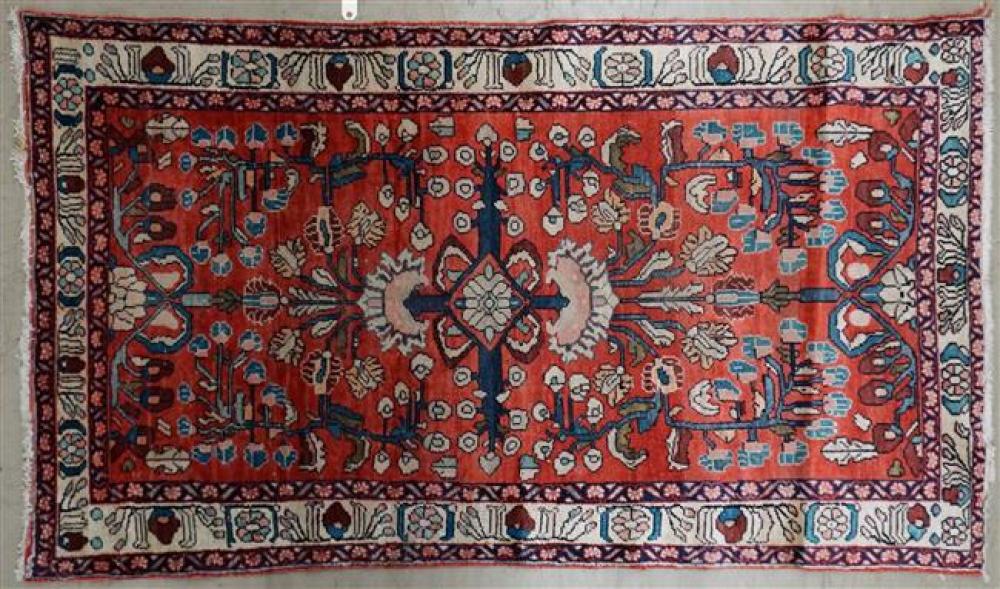 MAHAL RUG 7 FT 4 IN X 4 FT 2 INMahal 323139