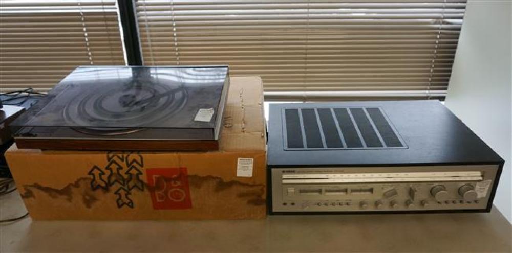 BANG & OLUFSEN 1600 TURNTABLE AND