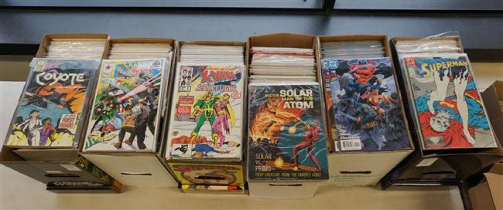 COLLECTION WITH SIX BOXES OF COMIC