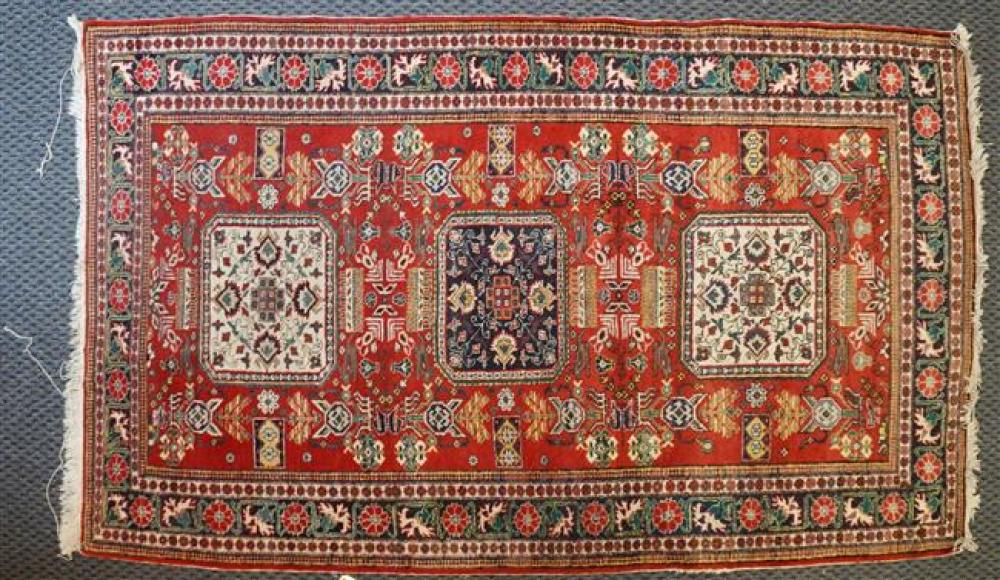 PAKISTAN RUG, 7 FT 9 IN X 4 FT