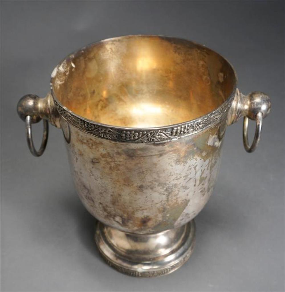 SILVER PLATED TWO-HANDLE CHAMPAGNE