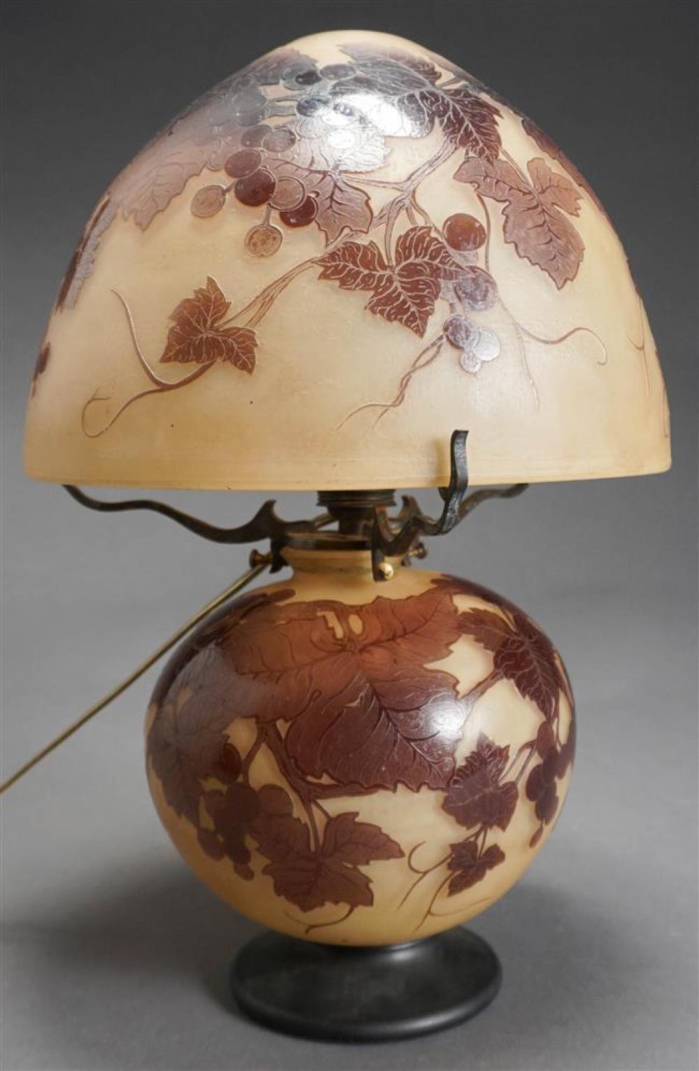 GALLE-TYPE CAMEO GLASS LAMP WITH