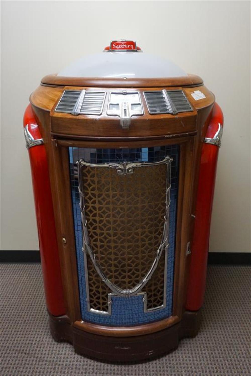 1946 SEEBURG TRASH CAN JUKE BOX (WITH