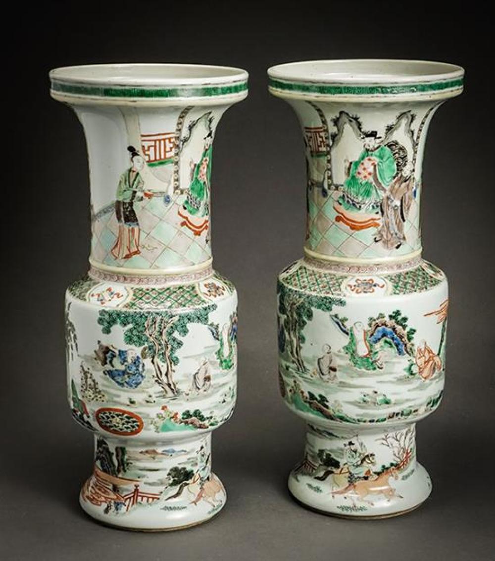 PAIR OF CHINESE FAMILLE VERTE  320d69