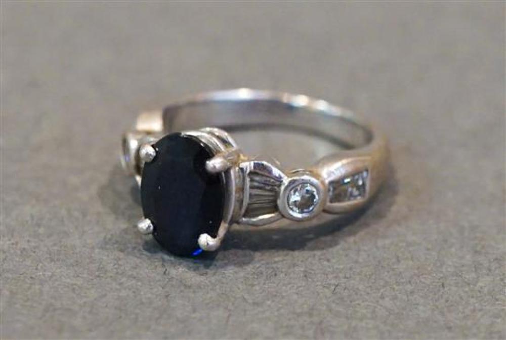 18 KARAT WHITE GOLD, BLUE SAPPHIRE