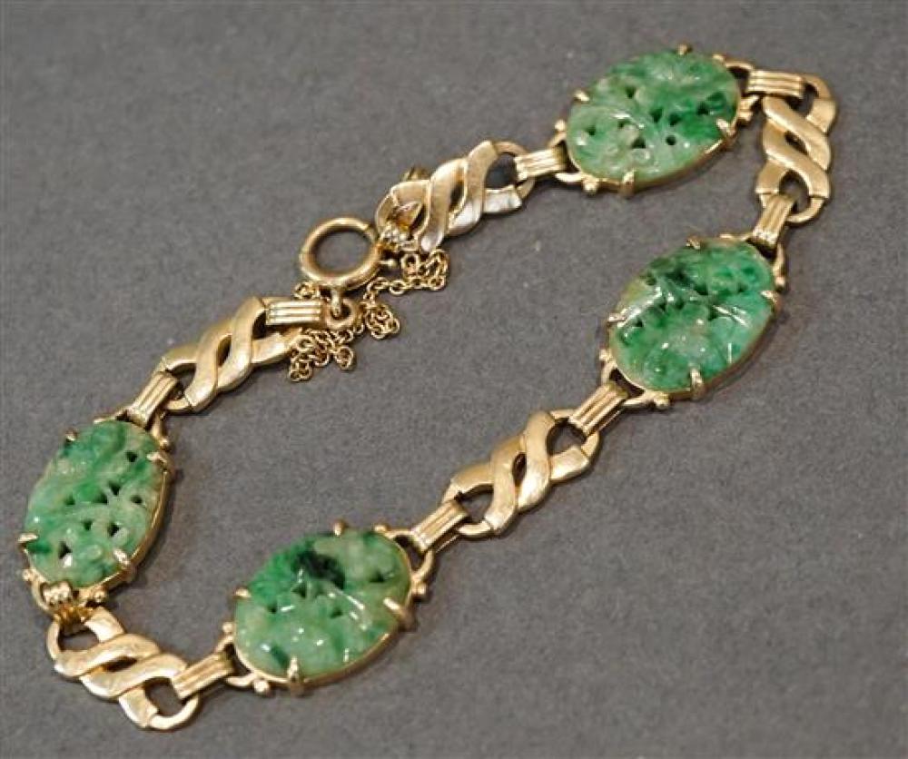 14 KARAT YELLOW GOLD AND JADE BRACELET14 320dc8