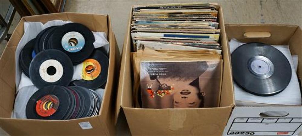 COLLECTION WITH 45, 78 AND 33-1/3 RECORDSCollection