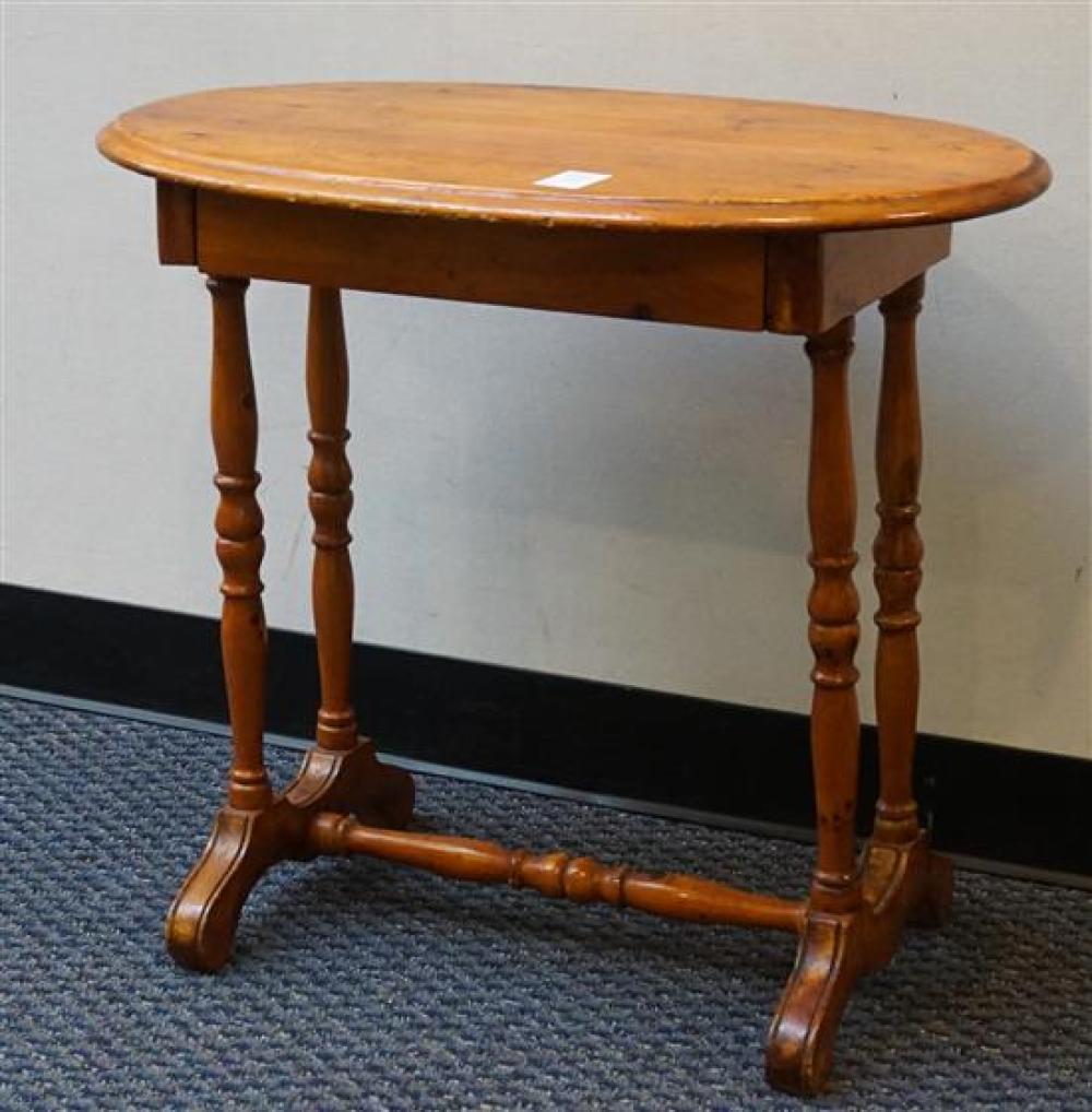 VICTORIAN PINE OVAL TABLE, HEIGHT: