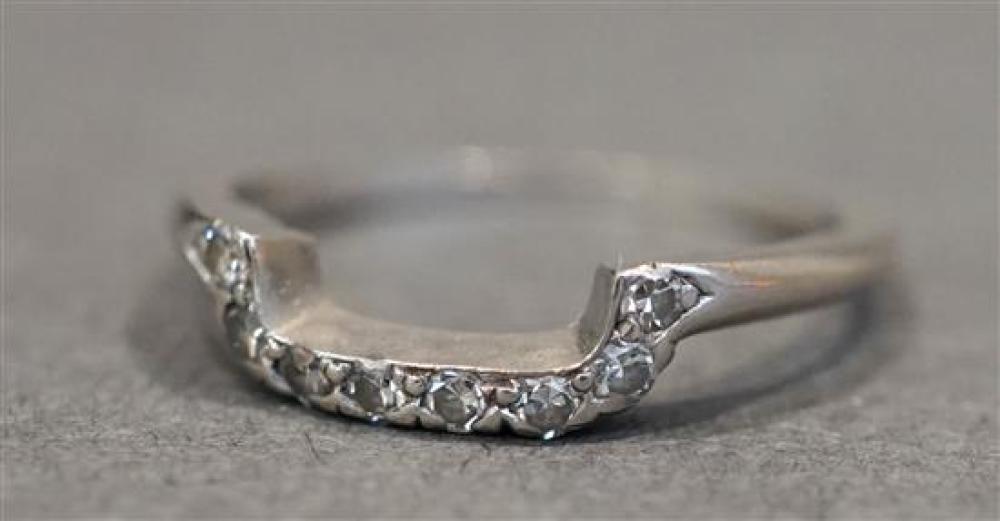 PLATINUM AND DIAMOND RING GUARD  320fa9