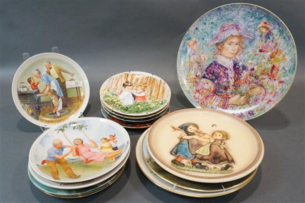 COLLECTION WITH SIXTEEN ASSORTED PORCELAIN