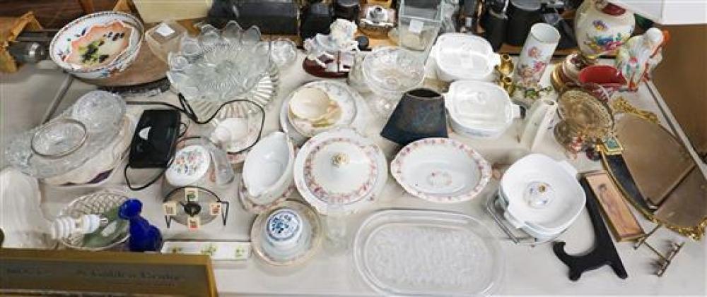 COLLECTION OF CRYSTAL, PORCELAIN