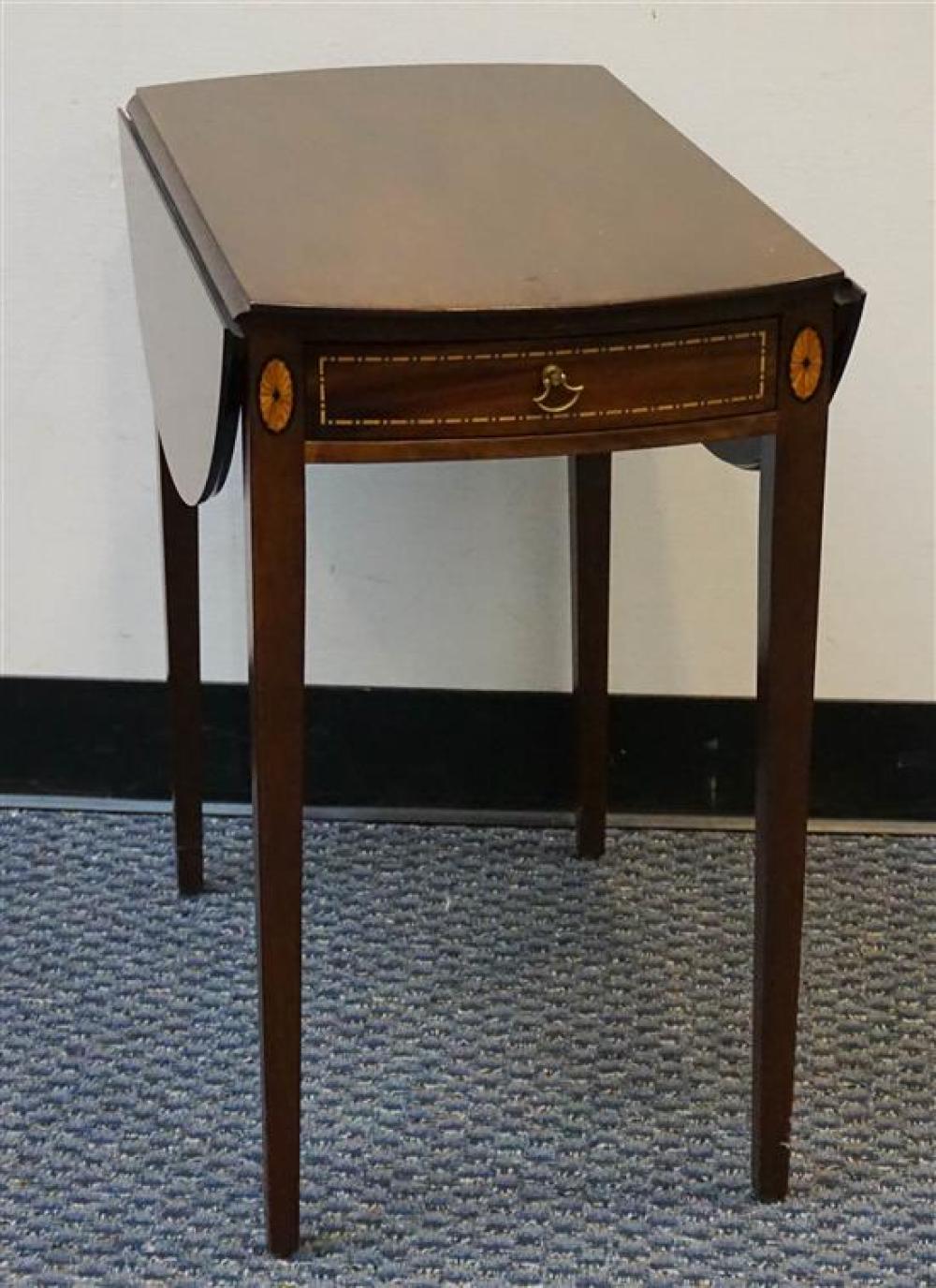 FEDERAL STYLE INLAID MAHOGANY SMALL