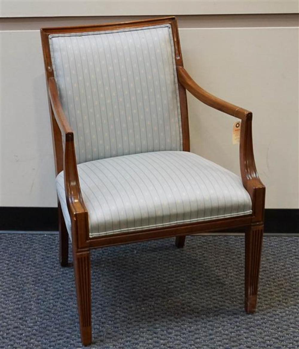 FEDERAL STYLE MAHOGANY OPEN ARMCHAIRFederal 3210c8