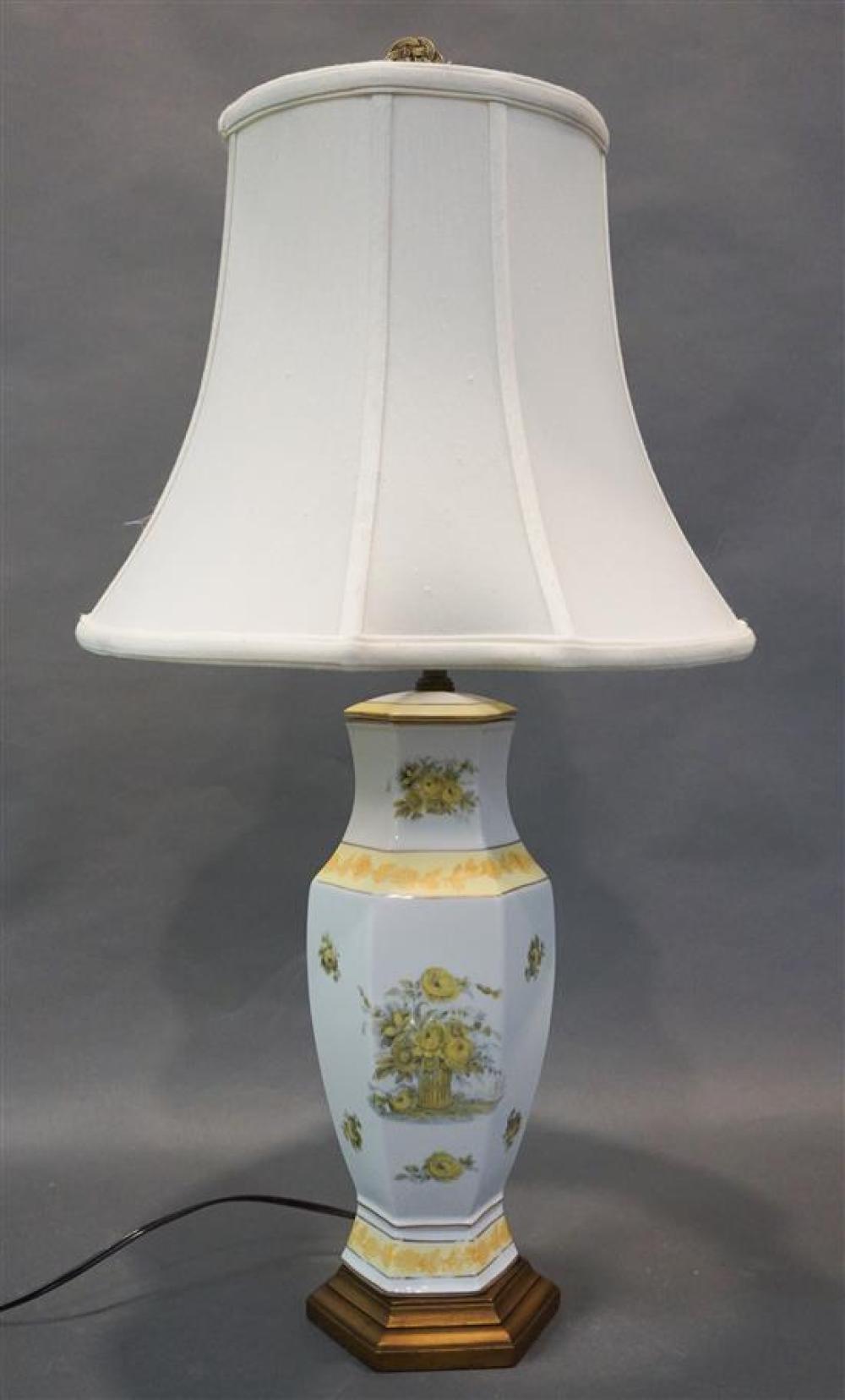 FLORAL DECORATED PORCELAIN TABLE LAMP