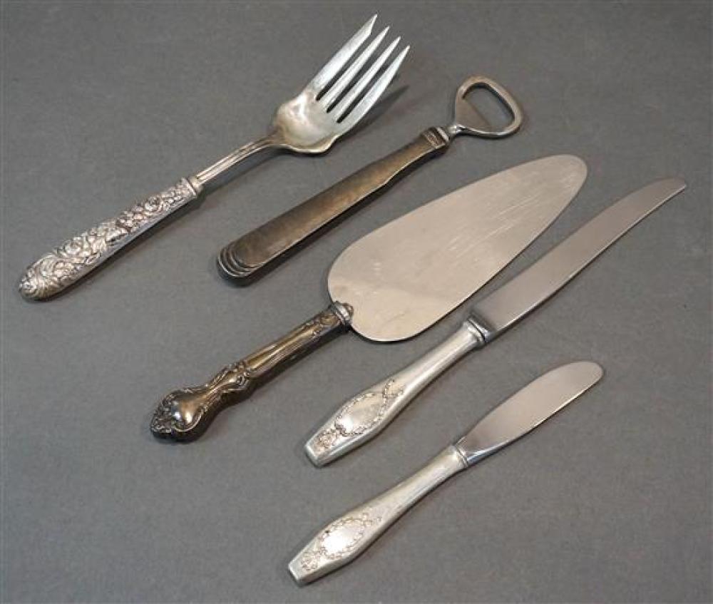 AMERICAN STERLING HANDLE PIE SERVER,